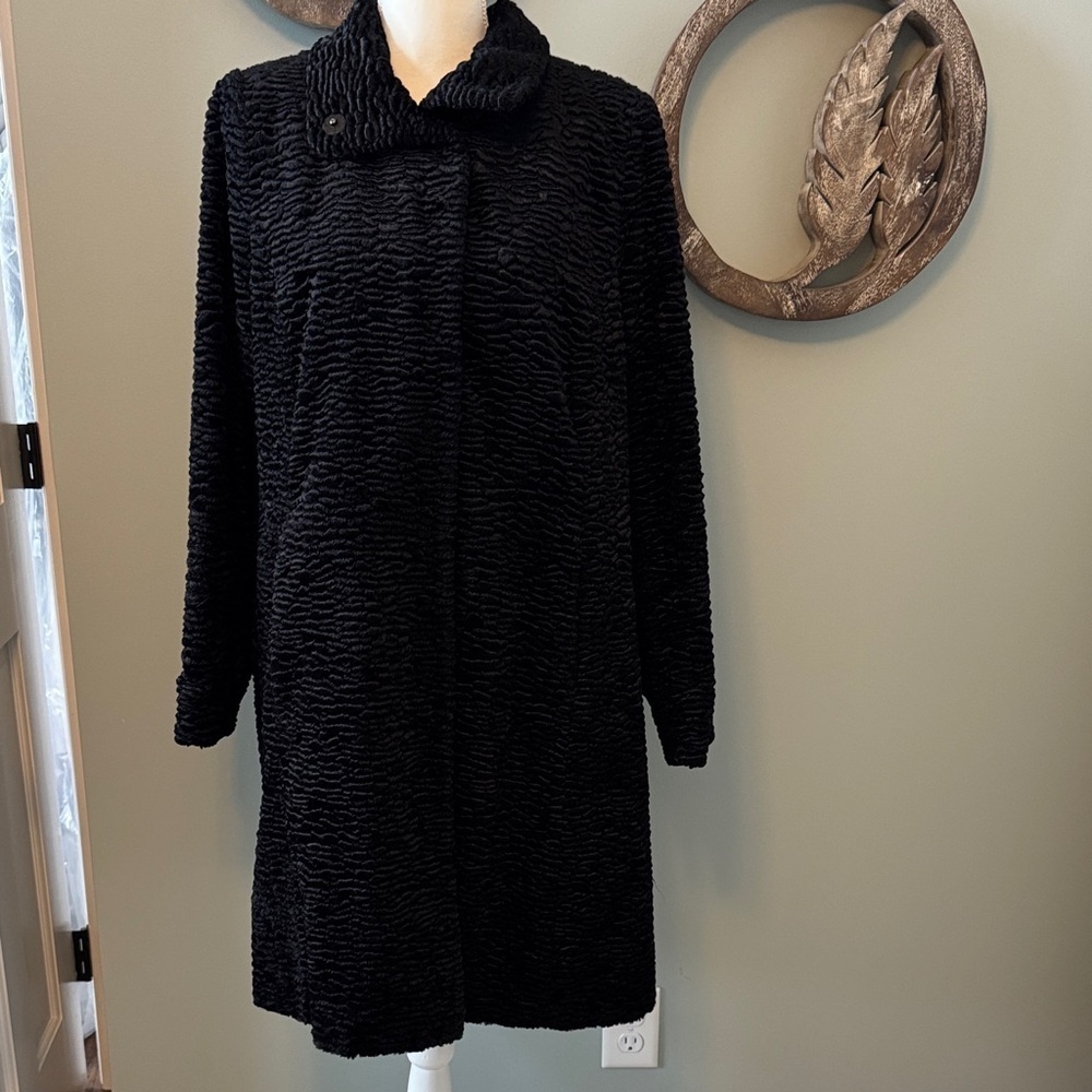 White House Black Market Textured Black Teddy Jacket size 1X